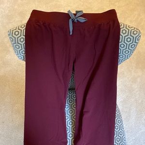 Figs Maroon Livingston Basic Scrub Pants - Small/Tall